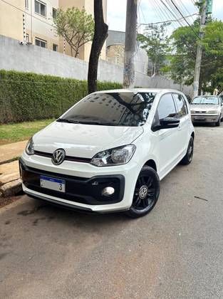VOLKSWAGEN UP 1.0 MPI MOVE UP 12V FLEX 4P MANUAL VOLKSWAGEN UP 1.0 MPI MOVE UP 12V FLEX 4P MANUAL